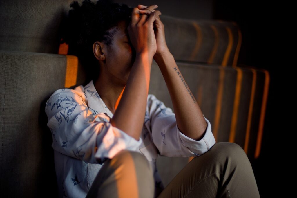 La thérapie comportementale et cognitive (TCC) : une solution pour gérer le stress et l’anxiété